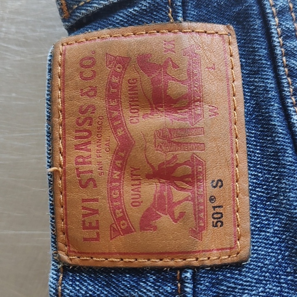 Levi's 501 EUC - Picture 4 of 5